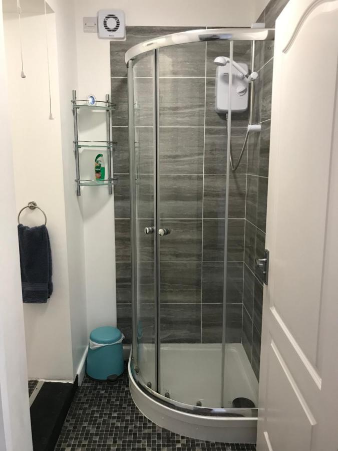 Flat Rocks, With Parking, 100M From Beach Apartment Perranporth Luaran gambar