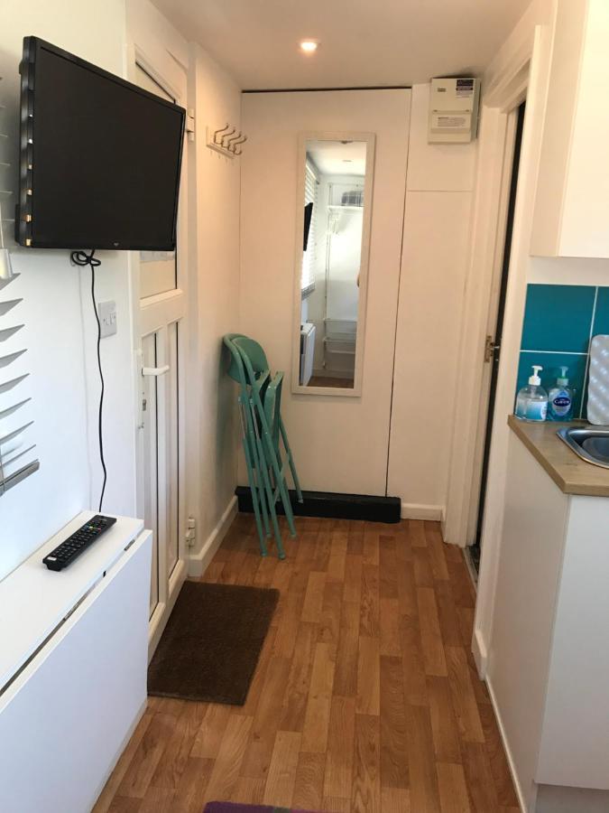 Flat Rocks, With Parking, 100M From Beach Apartment Perranporth Luaran gambar